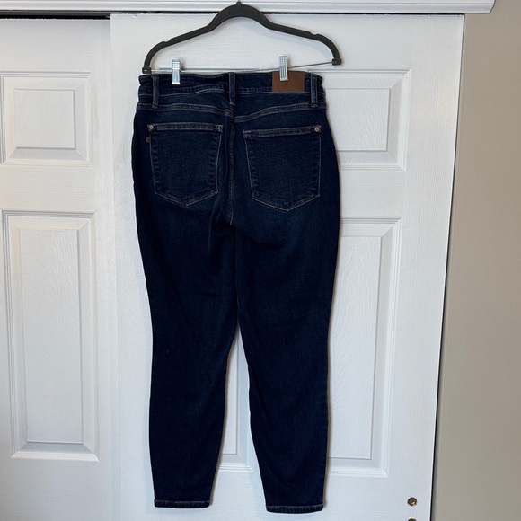 Judy Blue Dark Indigo High Wasted Thermal Skinny Jeans - Picture 5 of 7